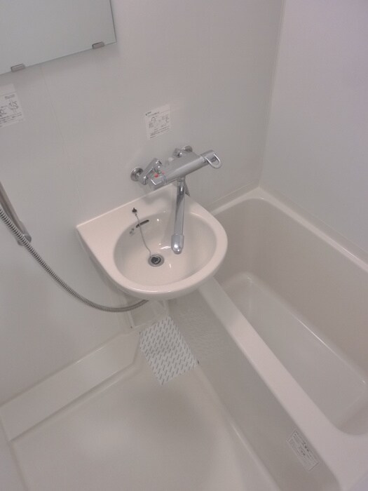 物件内観写真12　(バス／シャワールーム等)