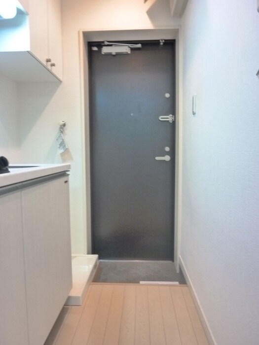 物件内観写真15　(玄関)