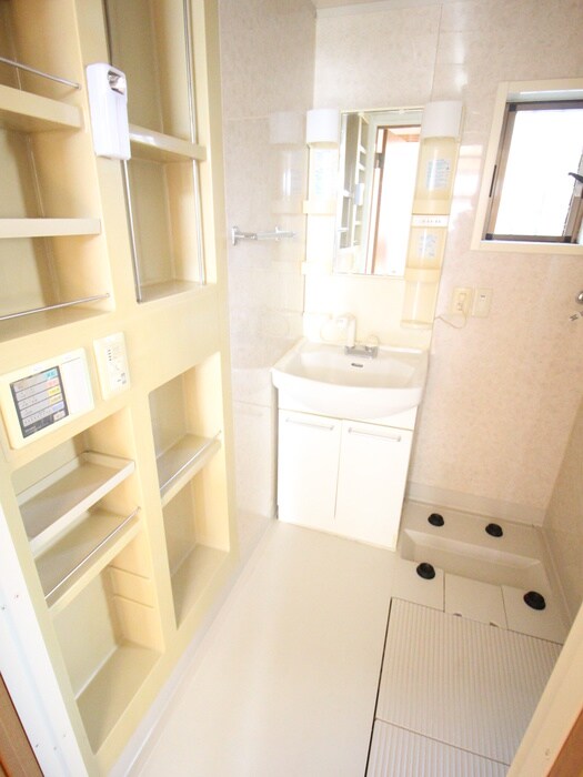 物件内観写真13　(洗面)