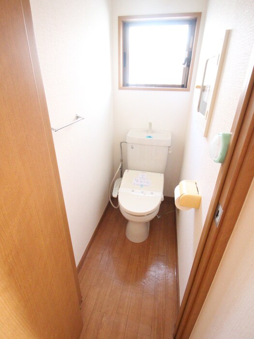 物件内観写真16　(トイレ)