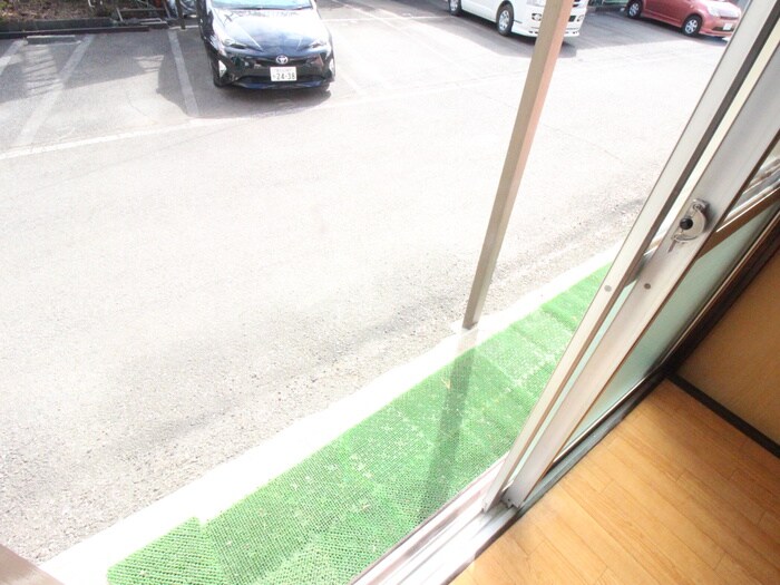 物件内観写真21　(室内からの展望)