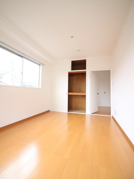 物件内観写真18　(居室)