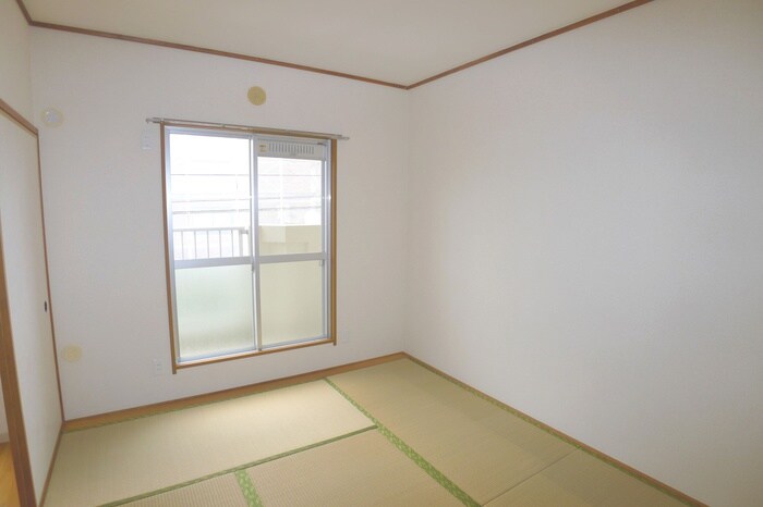 物件内観写真8　(居室)