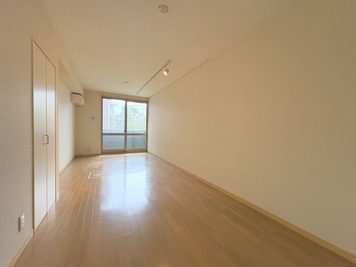 物件内観写真5　(居室)