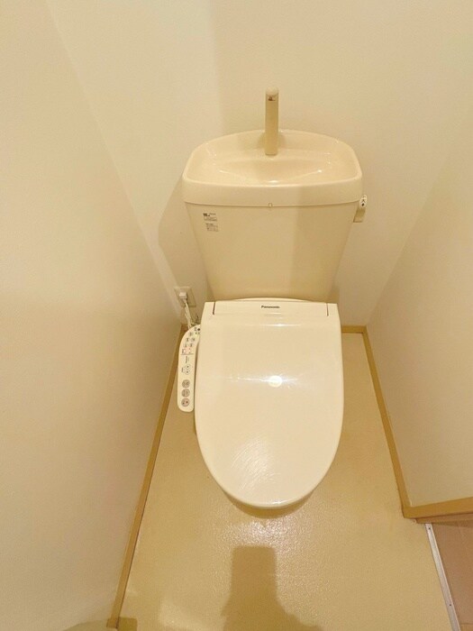 物件内観写真13　(トイレ)