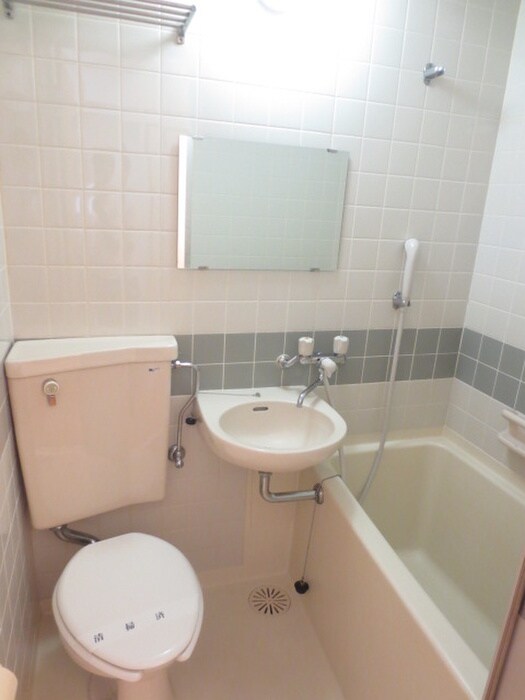 物件内観写真12　(バス／シャワールーム等)