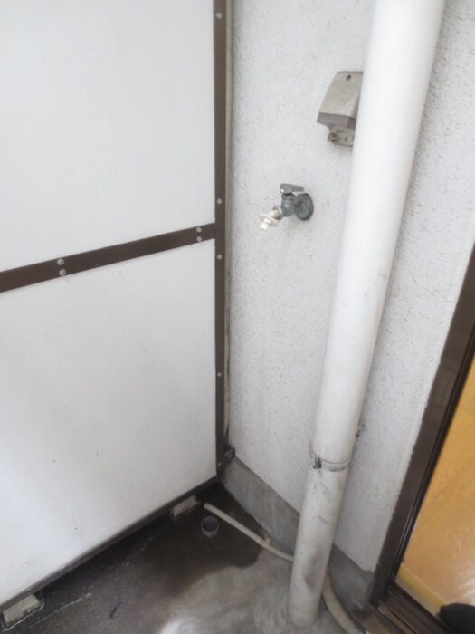 物件内観写真13　(洗濯機置場)