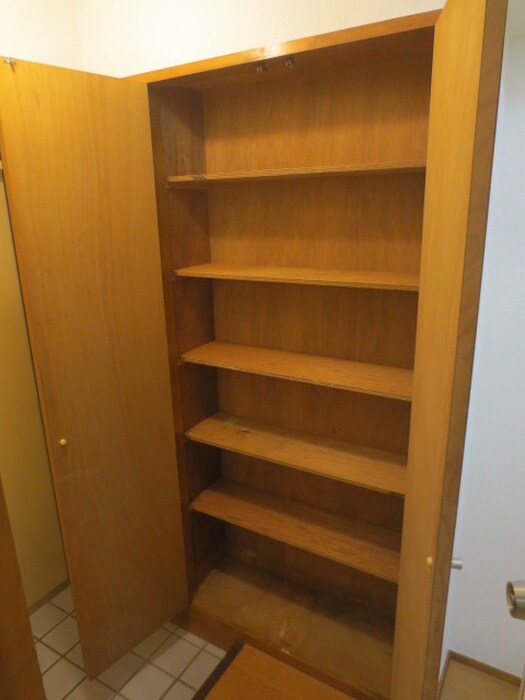 物件内観写真15　(収納)