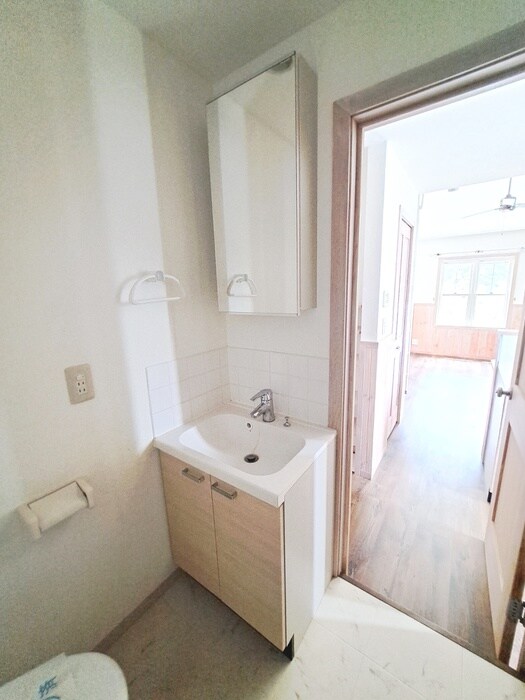 物件内観写真13　(洗面)