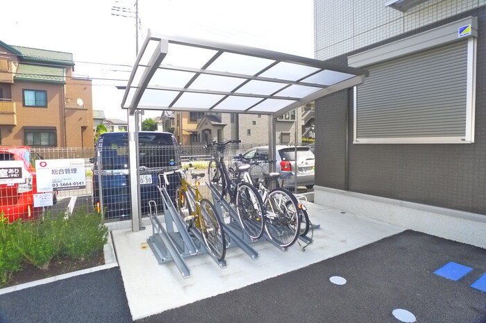 物件外観写真5　(駐輪場)