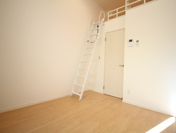 物件内観写真7　(居室)