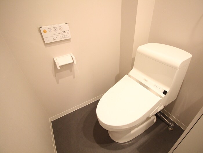 物件内観写真12　(トイレ)