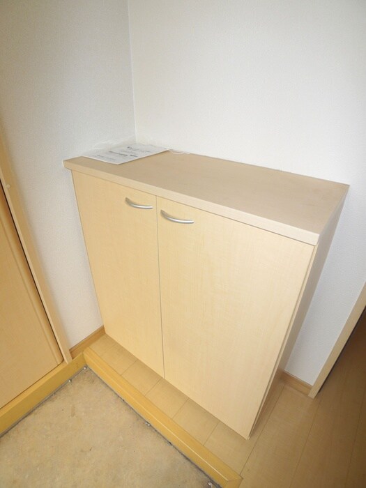 物件内観写真16　(靴箱)
