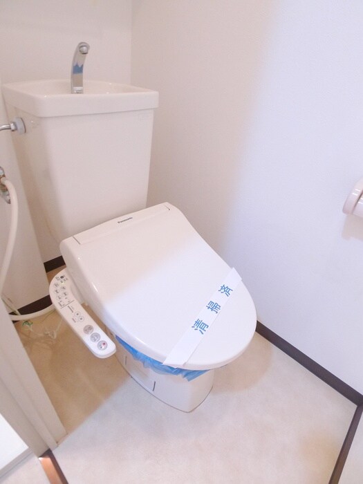 物件内観写真9　(トイレ)