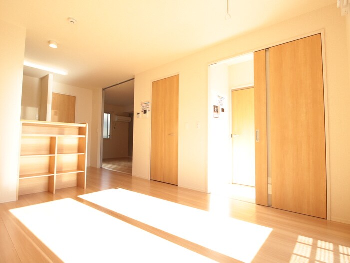 物件内観写真8　(居室)