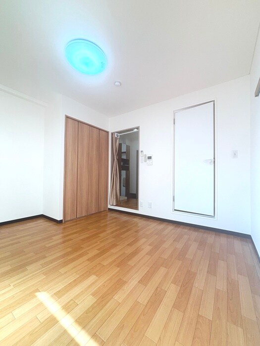 物件内観写真22　(居室)