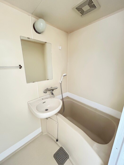 物件内観写真13　(バス／シャワールーム等)