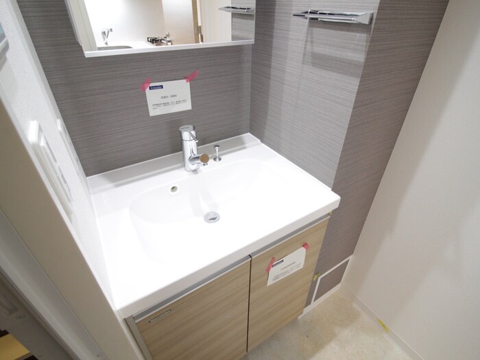 物件内観写真13　(洗面)