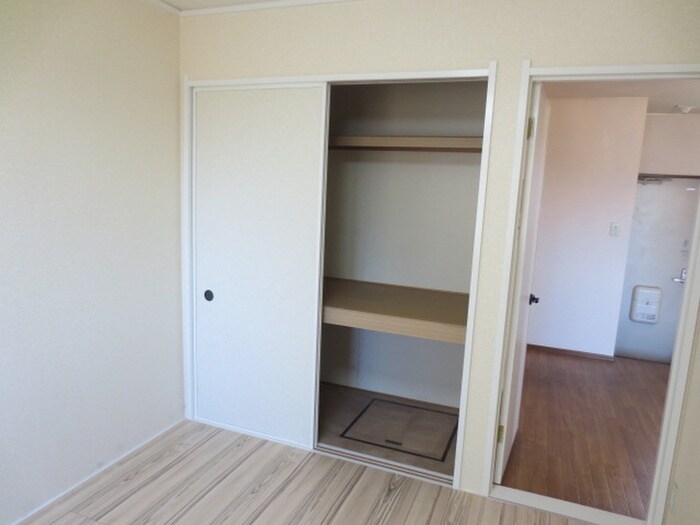 物件内観写真10　(収納)