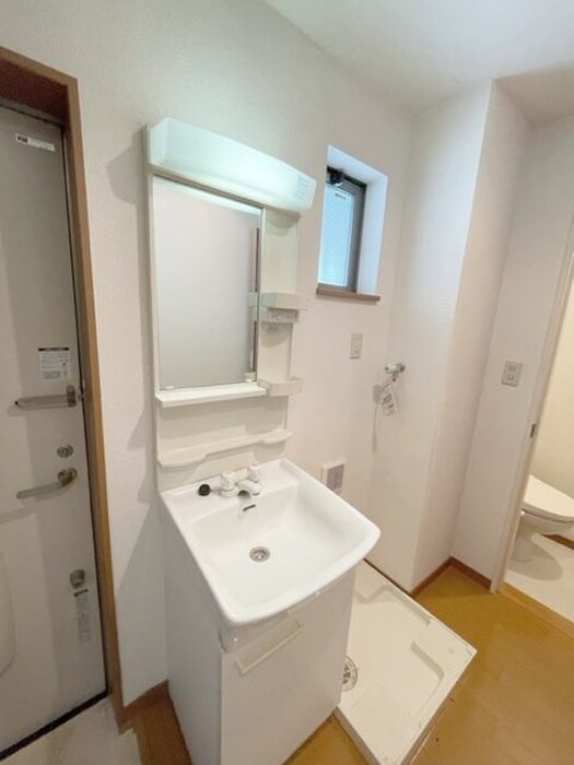 物件内観写真12　(洗面)
