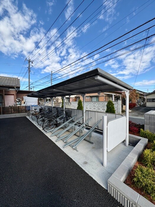 物件外観写真6　(駐輪場)