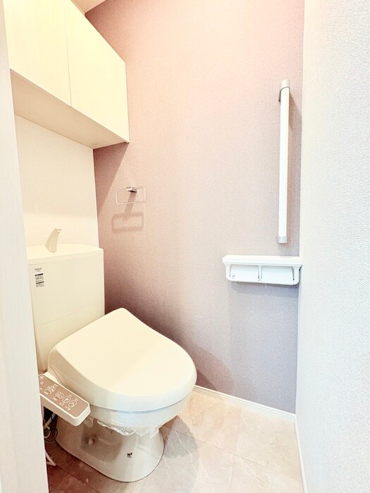 物件内観写真14　(トイレ)