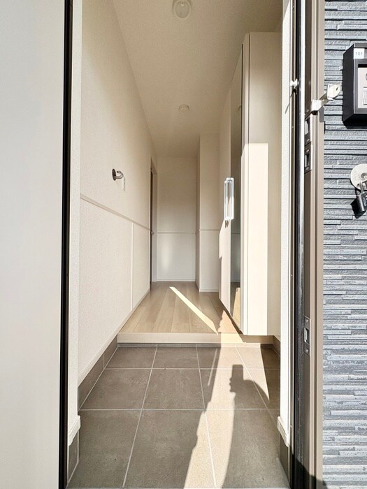 物件内観写真20　(玄関)