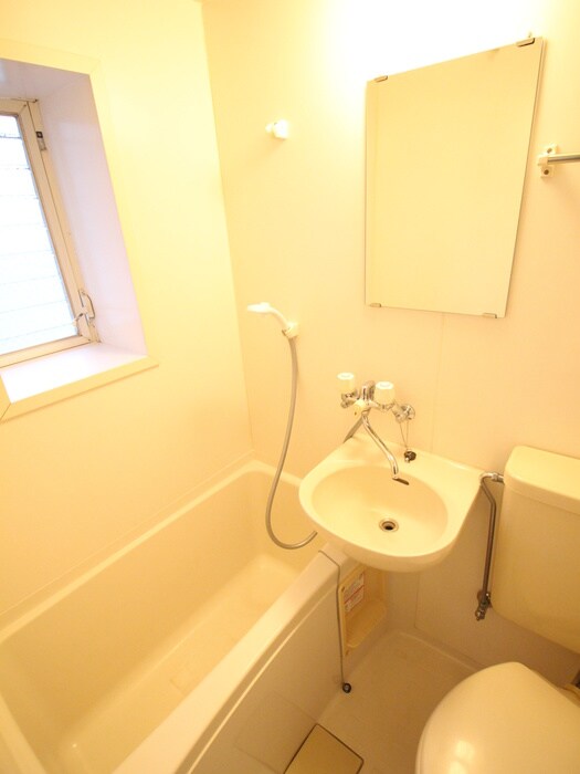 物件内観写真13　(バス／シャワールーム等)