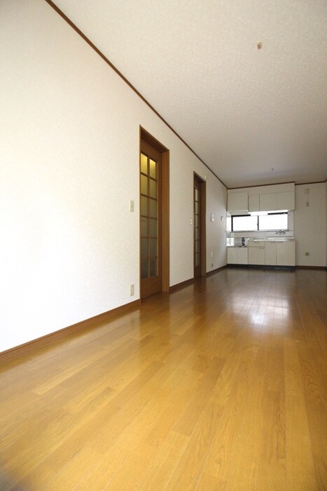 物件内観写真4　(居室)