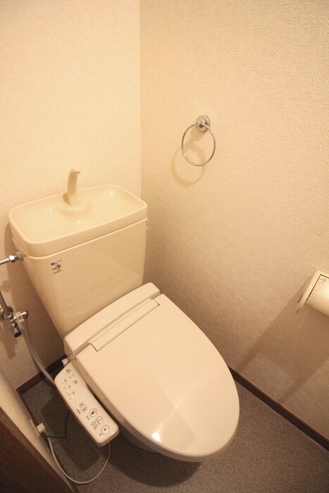 物件内観写真11　(トイレ)