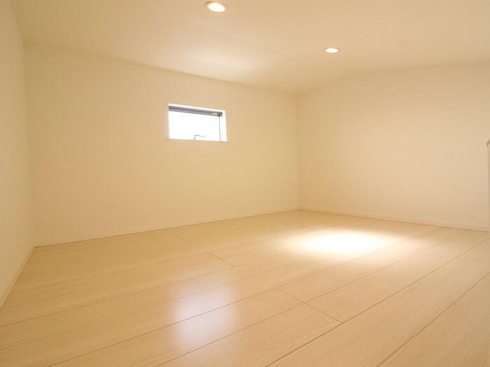 物件内観写真9　(ロフト)