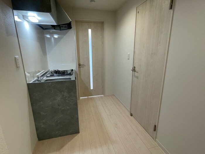 物件内観写真11　(廊下)