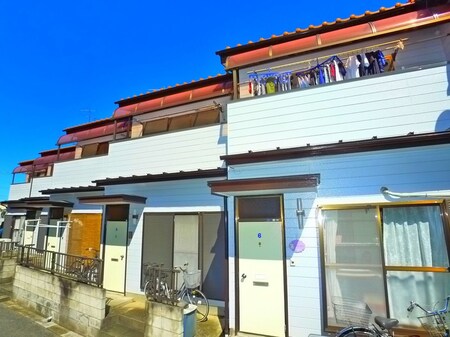 第一岡庭ハイツ外観写真