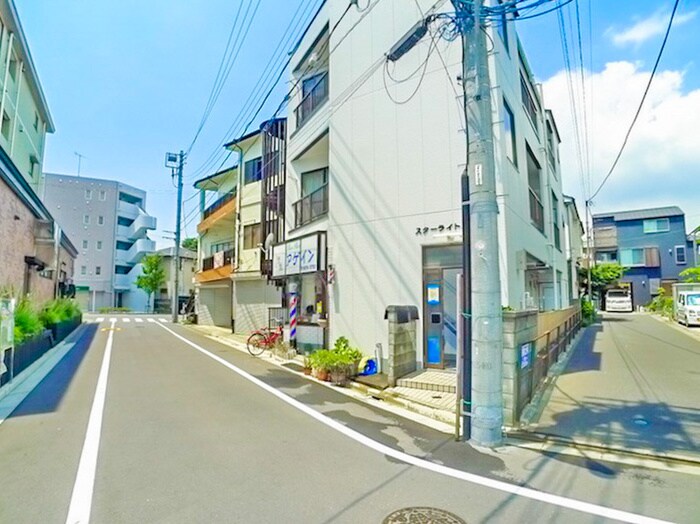 物件外観写真4　(周辺環境)