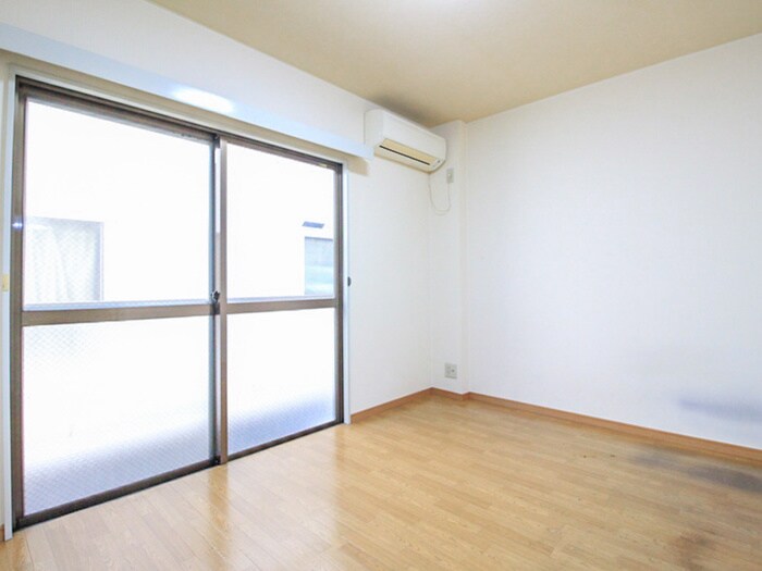 物件内観写真15　(居室)