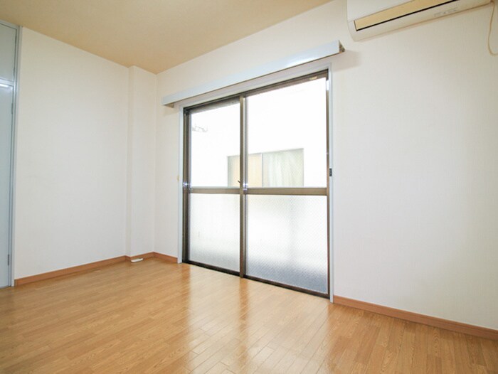 物件内観写真18　(居室)