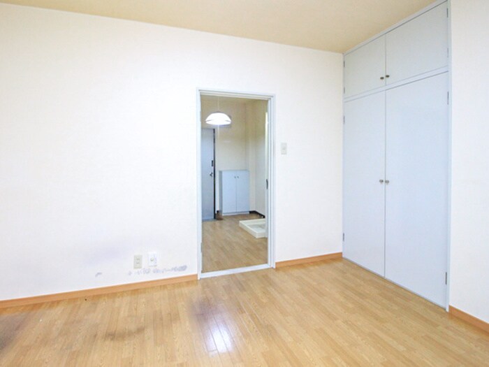 物件内観写真21　(居室)