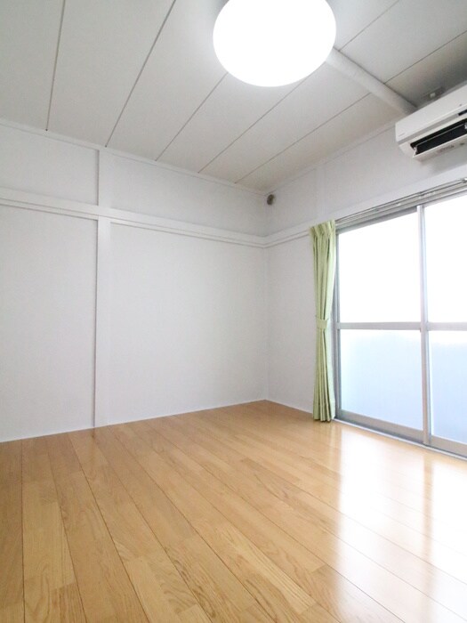 物件内観写真14　(居室)