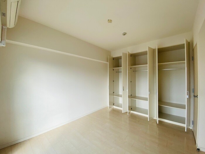 物件内観写真11　(居室)