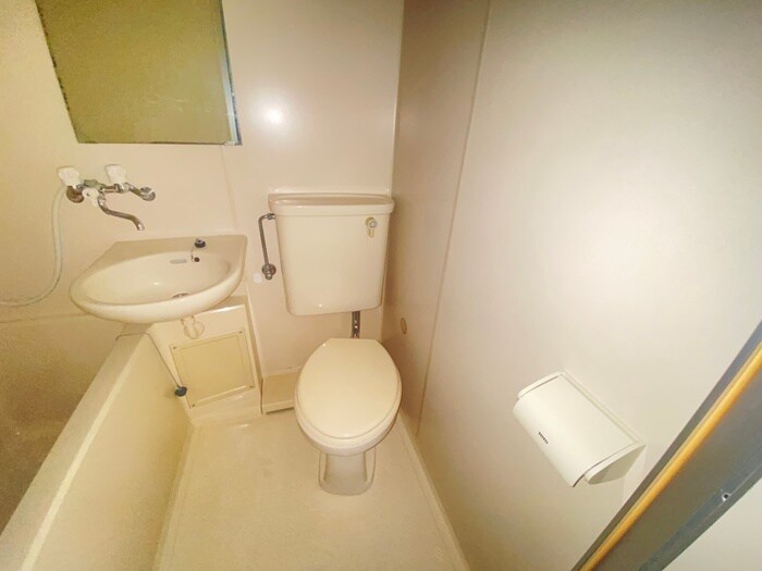 物件内観写真10　(トイレ)