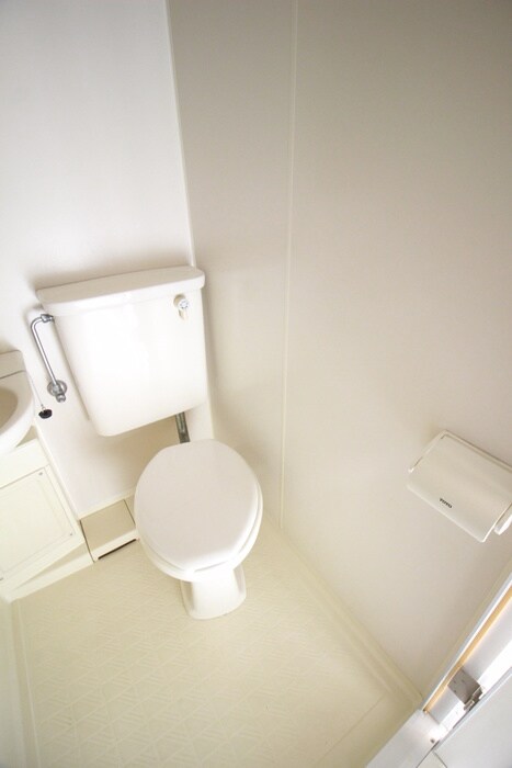 物件内観写真12　(トイレ)