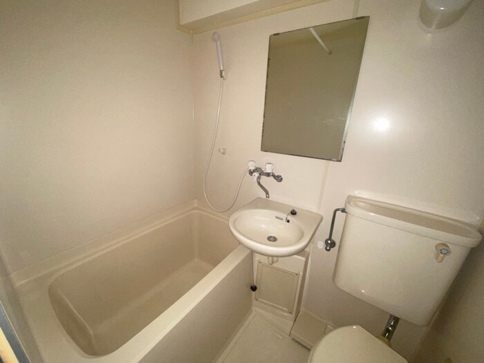 物件内観写真12　(バス／シャワールーム等)