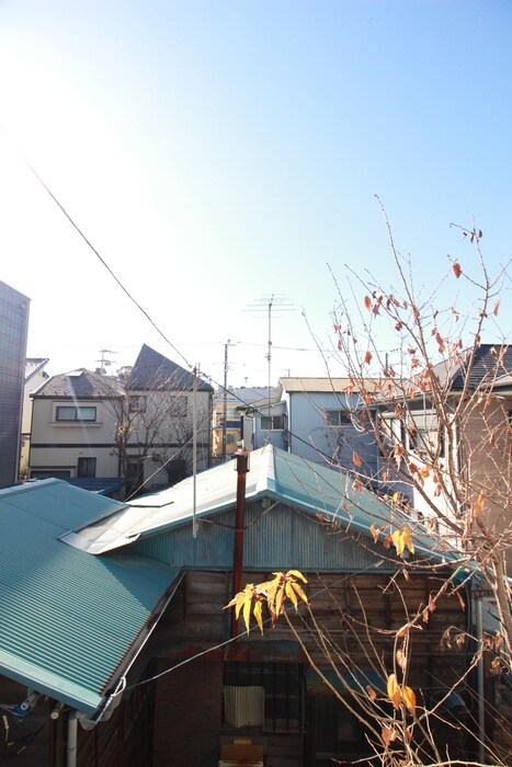 物件内観写真16　(室内からの展望)