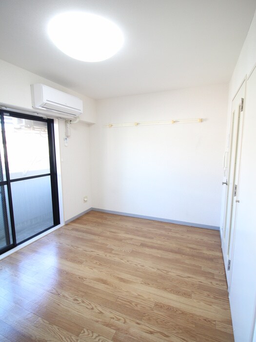 物件内観写真17　(居室)