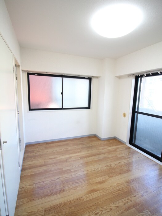 物件内観写真18　(居室)