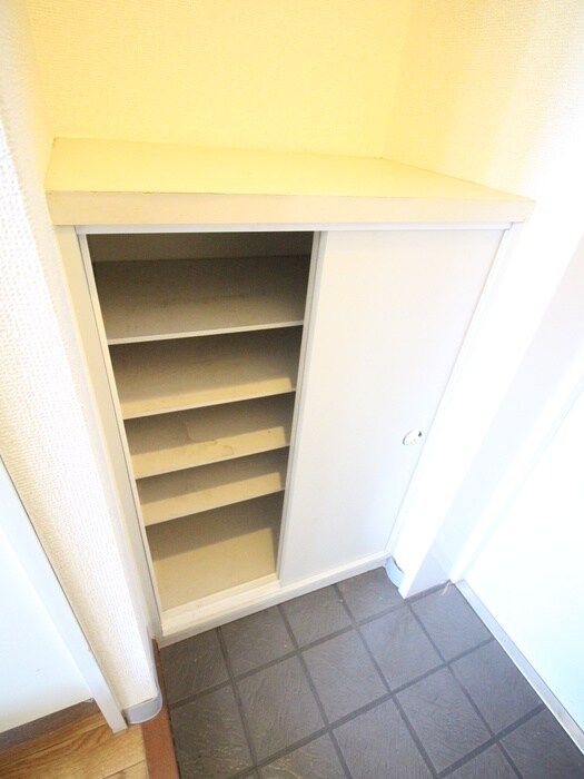 物件内観写真20　(靴箱)