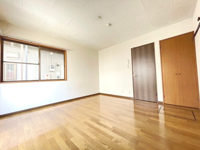 物件内観写真18　(居室)