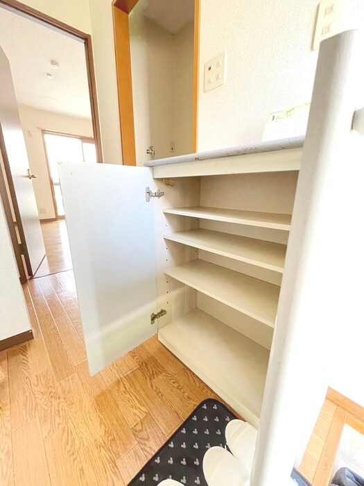 物件内観写真20　(靴箱)