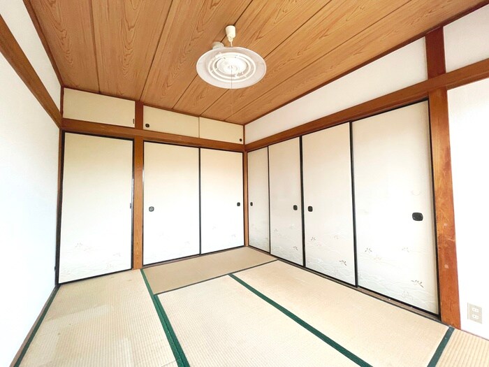 物件内観写真10　(居室)