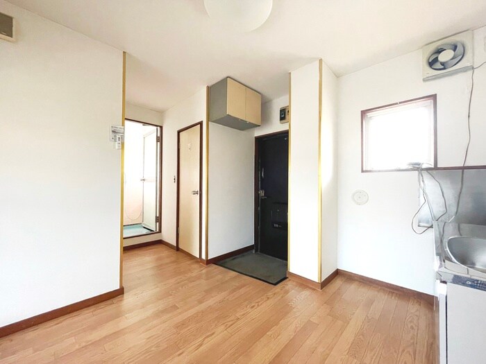 物件内観写真11　(居室)